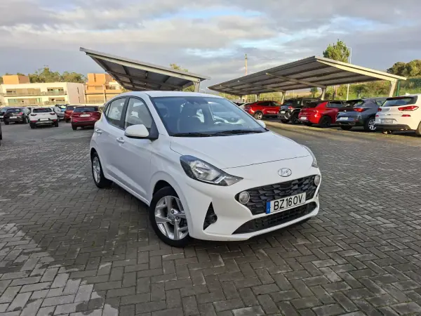 Hyundai i10 2023 - 14750 EUR, 61600 km - AUTO.MOTO.pt - 61600km - foto 4 de 28