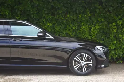 Mercedes-Benz E 200 2020 - 39900 EUR, 49700 km - AUTO.MOTO.pt - 49700km - foto 7 de 17