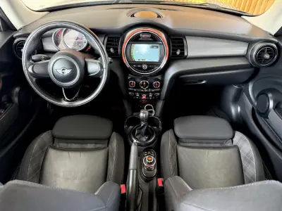 MINI One 2016 - 11900 EUR, 133000 km - AUTO.MOTO.pt - 133000km - foto 47 de 86