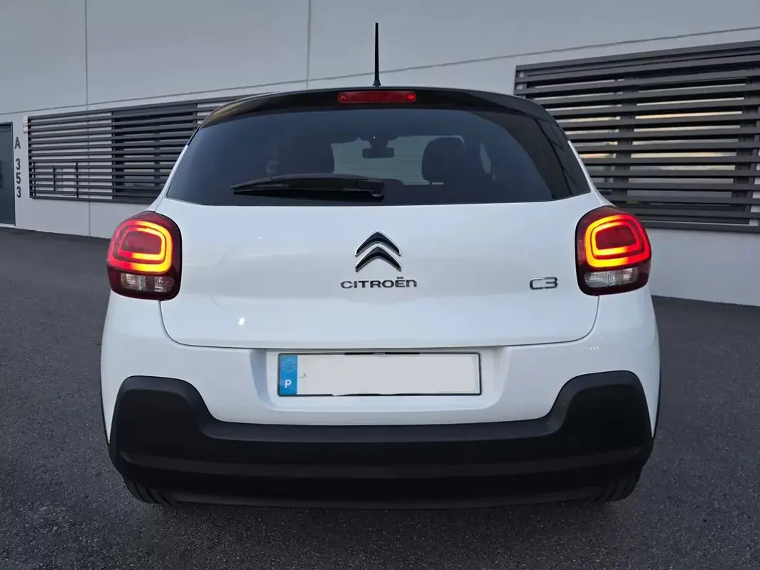 Citroën C3 2021 - 9900 EUR, 117700 km - AUTO.MOTO.pt - 117700km - foto 6 de 25