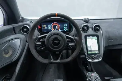 McLaren 600 2019 - 229950 EUR, 32000 km - AUTO.MOTO.pt - 32000km - foto 28 de 33