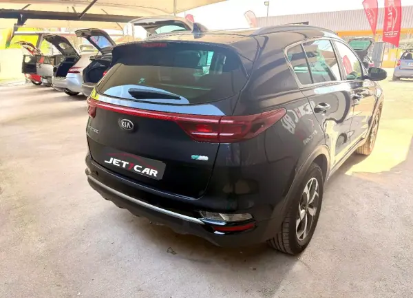 Kia Sportage 2019 - 17950 EUR, 97300 km - 97300km - foto 2 de 11