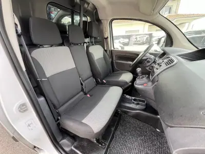 Renault Kangoo 1.5 DCi Maxi 2021 - 13250 EUR, 125000 km - AUTO.MOTO.pt - 125000km - foto 23 de 39