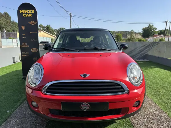 MINI 3 Portas 2010 - 5900 EUR, 200000 km - AUTO.MOTO.pt - 200000km - foto 2 de 51