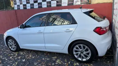 Audi A1 Sportback 2022 - 17400 EUR, 87800 km - AUTO.MOTO.pt - 87800km - foto 5 de 13