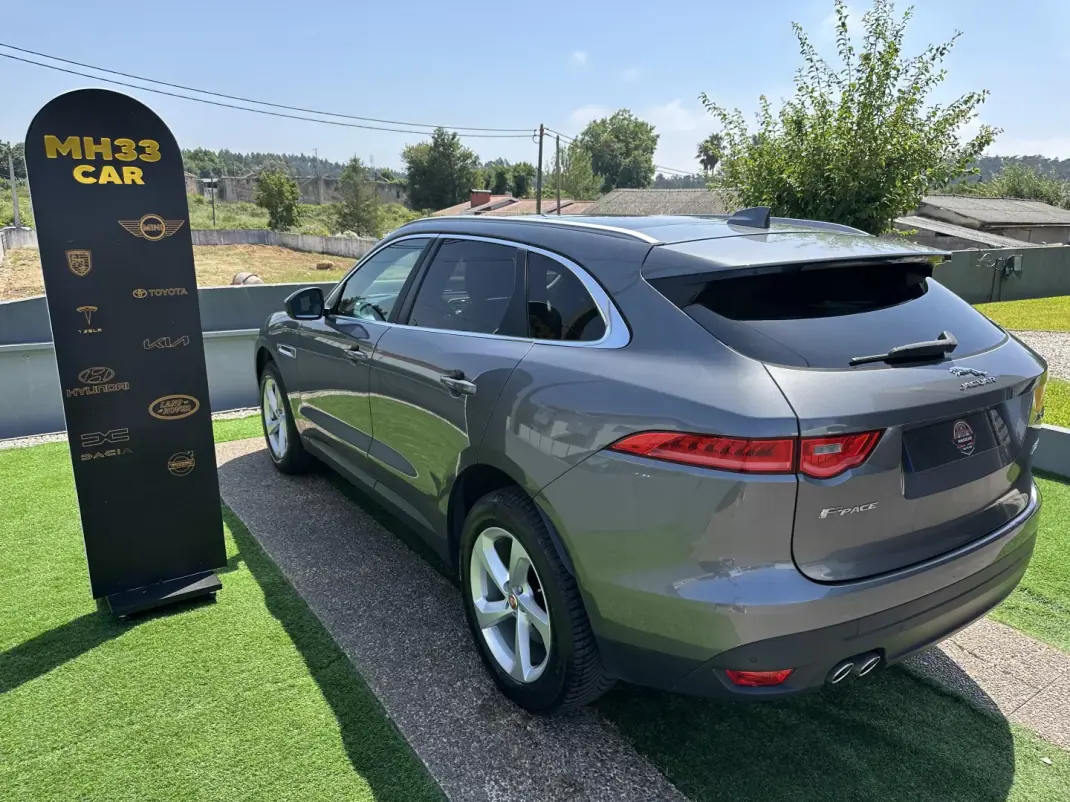 Jaguar F-Pace 2018 - 22500 EUR, 146000 km - 146000km - foto 14 de 69
