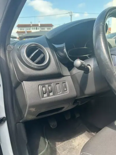 Renault Clio 2016 - 9950 EUR, 187055 km - 187055km - foto 9 de 19