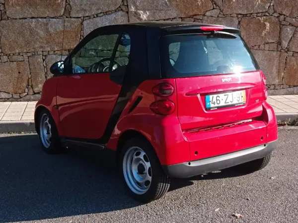 Smart Fortwo Cabrio 2010 - 6790 EUR, 109000 km - AUTO.MOTO.pt - 109000km - foto 2 de 9