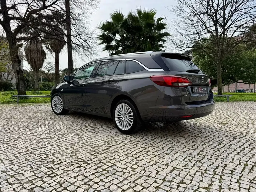Opel Astra Sports Tourer 2016 - 10990 EUR, 127900 km - AUTO.MOTO.pt - 127900km - foto 17 de 35