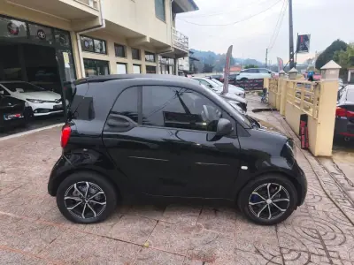 Smart Fortwo Cabrio 2016 - 9900 EUR, 76000 km - AUTO.MOTO.pt - 76000km - foto 6 de 24
