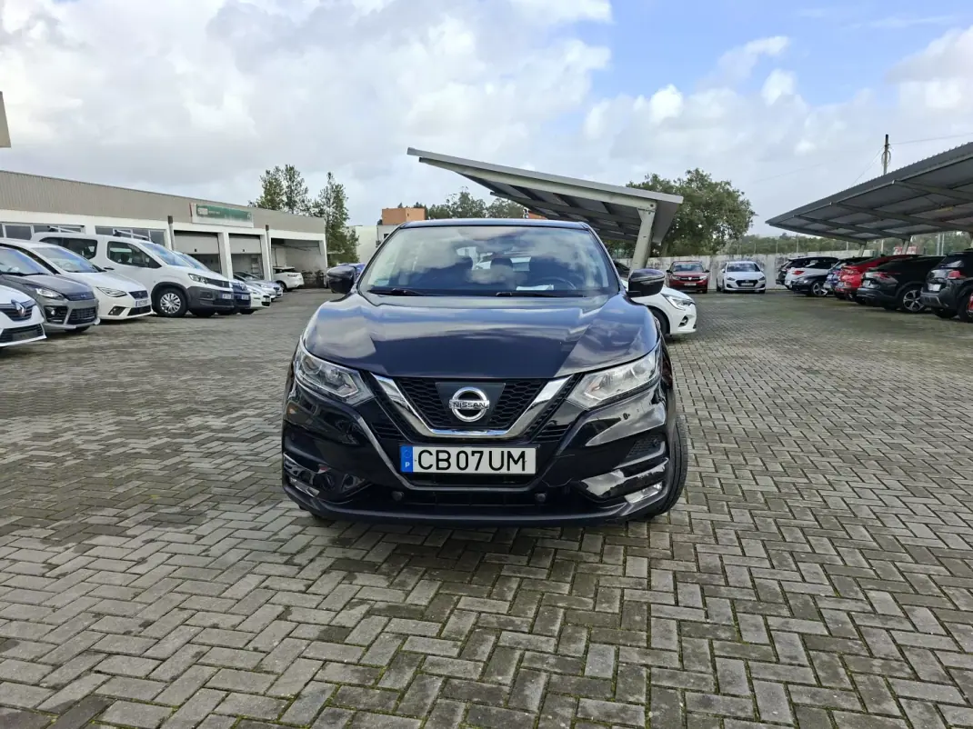 Nissan Qashqai 2018 - 15500 EUR, 57950 km - AUTO.MOTO.pt - 57950km - foto 3 de 25