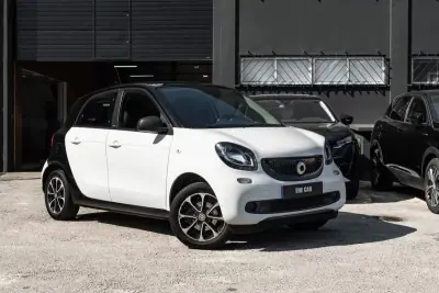 Smart ForFour 2017 - 10999 EUR, 110752 km - foto 1 de 20