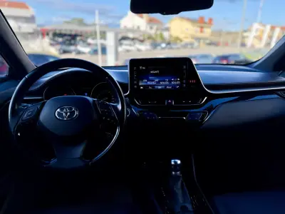 Toyota C-HR 2019 - 23950 EUR, 95000 km - AUTO.MOTO.pt - 95000km - foto 15 de 27