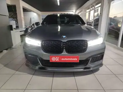 BMW 740 2018 - 30750 EUR, 246000 km - AUTO.MOTO.pt - 246000km - foto 3 de 40
