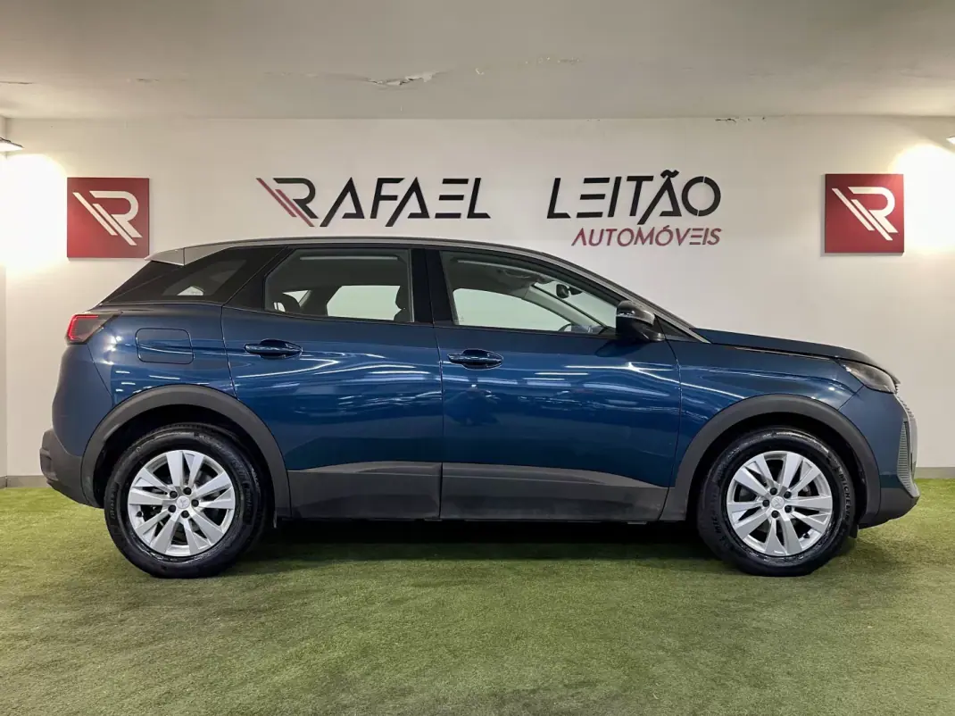 Peugeot 3008 2021 - 21500 EUR, 38000 km - AUTO.MOTO.pt - 38000km - foto 6 de 29