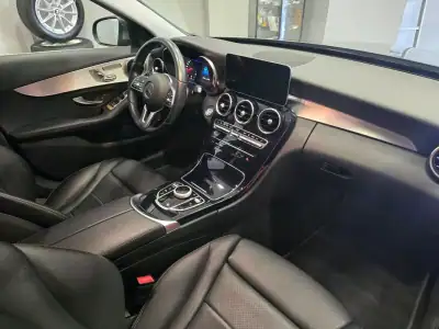 Mercedes-Benz C 300 2020 - 30980 EUR, 98799 km - AUTO.MOTO.pt - 98799km - foto 20 de 47