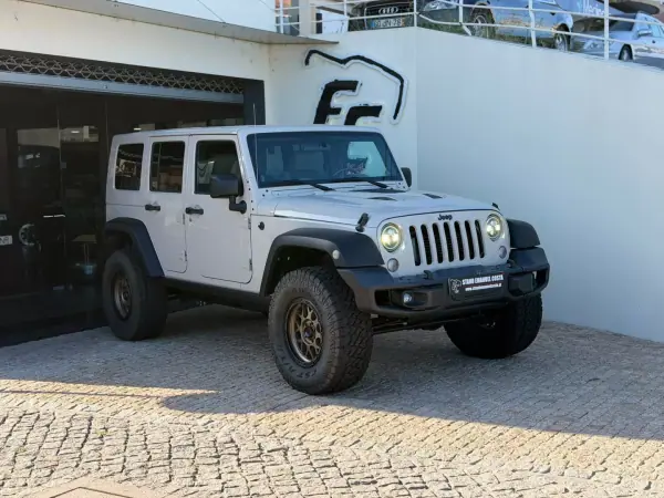 Jeep Wrangler Unlimited 2007 - 37500 EUR, 166959 km - 166959km - foto 4 de 16