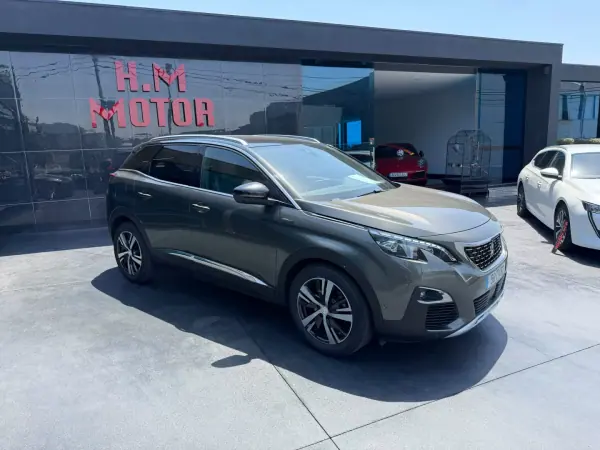 Peugeot 3008 2017 - 16500 EUR, 162000 km - AUTO.MOTO.pt - 162000km - foto 2 de 12