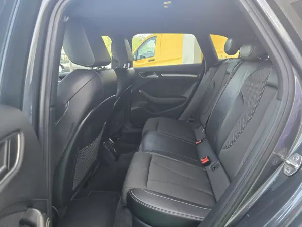 Audi A3 Sportback 2015 - 9950 EUR, 282000 km - AUTO.MOTO.pt - 282000km - foto 7 de 14