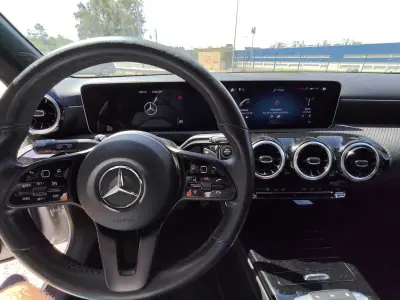 Mercedes-Benz CLA 180 2020 - 18989 EUR, 136000 km - AUTO.MOTO.pt - 136000km - foto 4 de 8