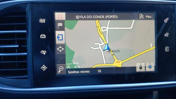 Peugeot 308 SW 2016 - 8850 EUR, 192092 km - AUTO.MOTO.pt - 192092km - foto 19 de 29