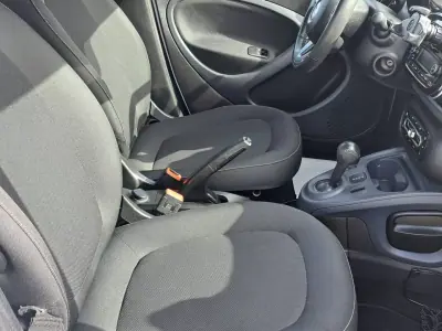 Smart ForFour 2018 - 10250 EUR, 49344 km - AUTO.MOTO.pt - 49344km - foto 23 de 43