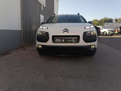 Citroën C4 Cactus 2016 - 8900 EUR, 130800 km - AUTO.MOTO.pt - 130800km - foto 5 de 17