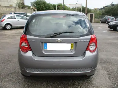 Chevrolet Aveo 2010 - 4900 EUR, 166000 km - AUTO.MOTO.pt - 166000km - foto 7 de 11