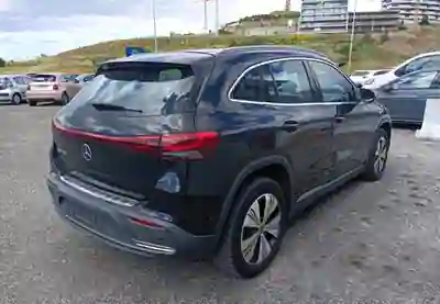 Mercedes-Benz EQA 2021 - 23000 EUR, 185000 km - AUTO.MOTO.pt - 185000km - foto 4 de 9