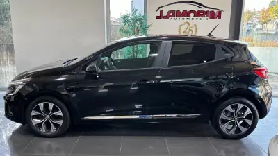 Renault Clio 2023 - 14499 EUR, 111021 km - AUTO.MOTO.pt - 111021km - foto 3 de 28