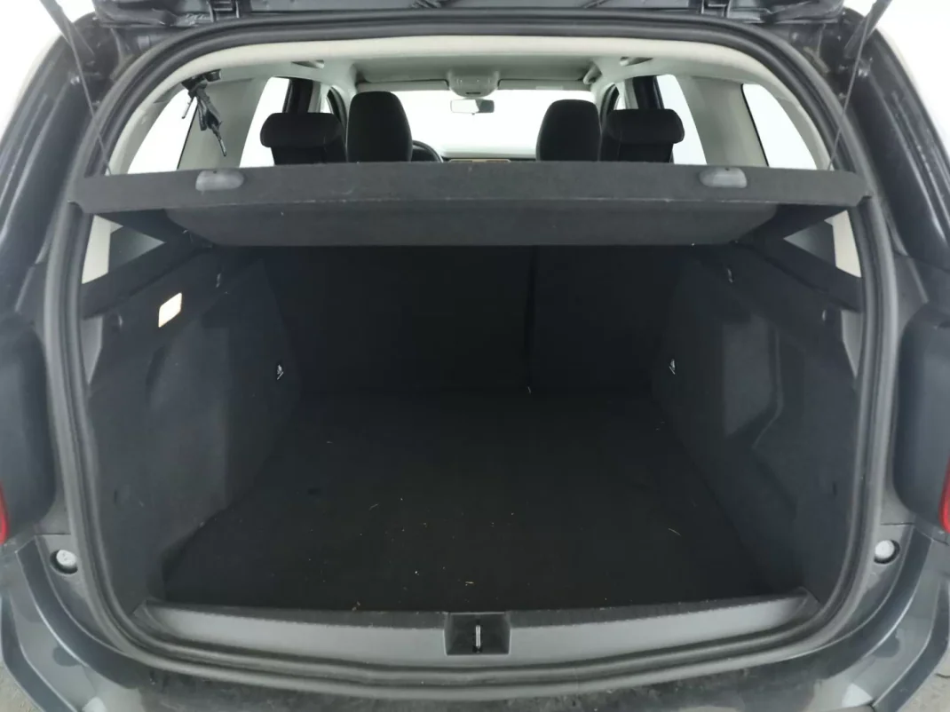 Dacia Duster 2024 - 23600 EUR, 21540 km - AUTO.MOTO.pt - 21540km - foto 9 de 30