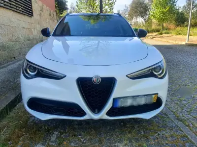 Alfa Romeo Stelvio 2020 - 29980 EUR, 47900 km - AUTO.MOTO.pt - 47900km - foto 6 de 28