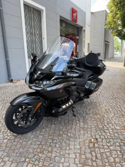 Honda Gold Wing 2024 - 33550 EUR, 21250 km - AUTO.MOTO.pt - 21250km - foto 3 de 8
