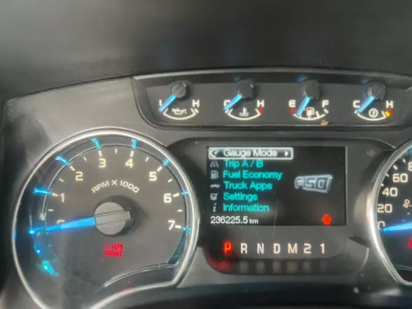Ford F-150 2013 - 68500 EUR, 236500 km - AUTO.MOTO.pt - 236500km - foto 8 de 14