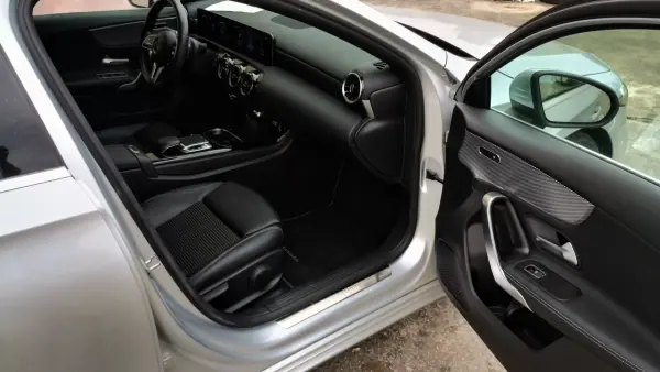 Mercedes-Benz A 180 2021 - 21950 EUR, 180000 km - 180000km - foto 23 de 33