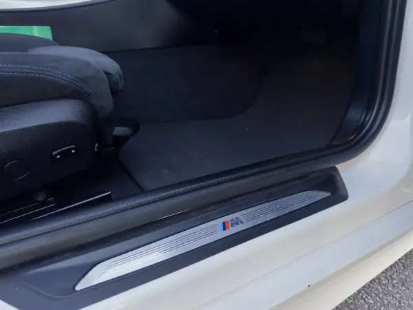 BMW 118 2015 - 17990 EUR, 168000 km - AUTO.MOTO.pt - 168000km - foto 12 de 35