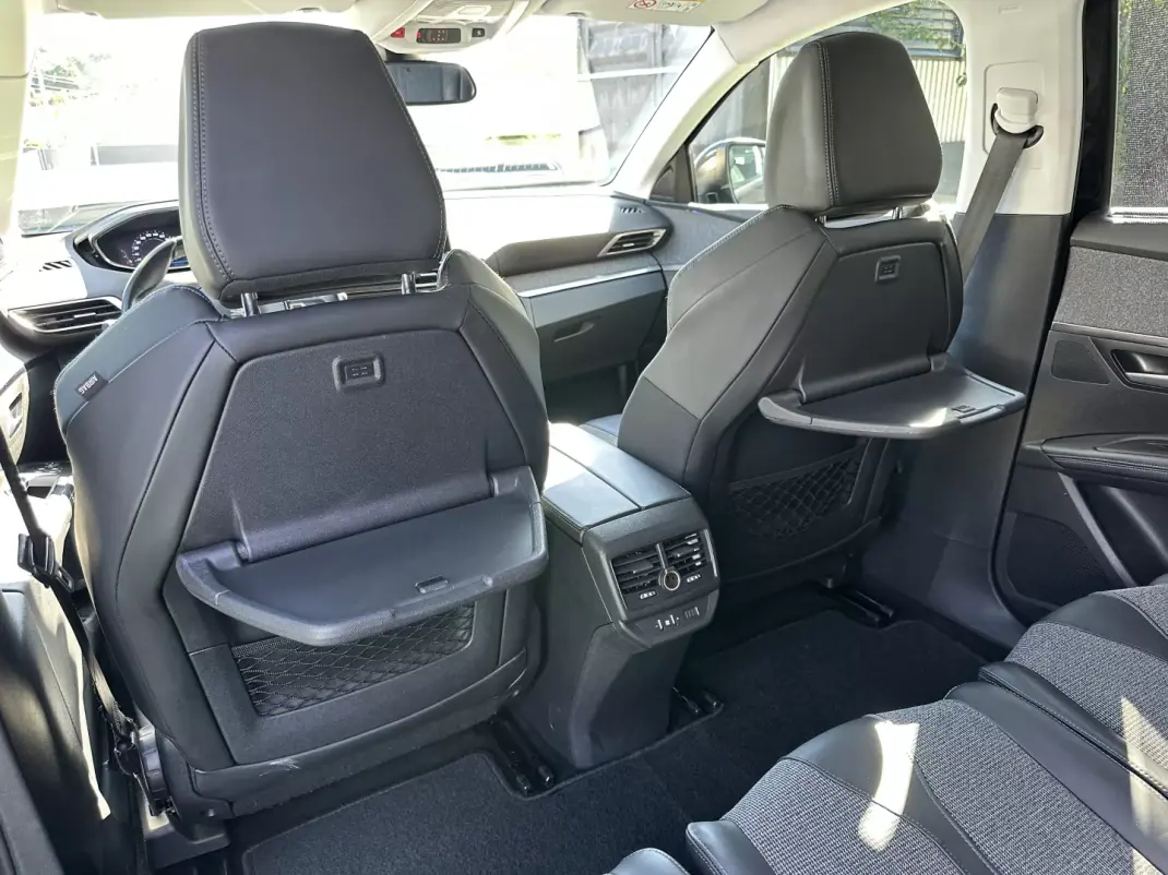 Peugeot 5008 2018 - 14900 EUR, 190000 km - 190000km - foto 57 de 73