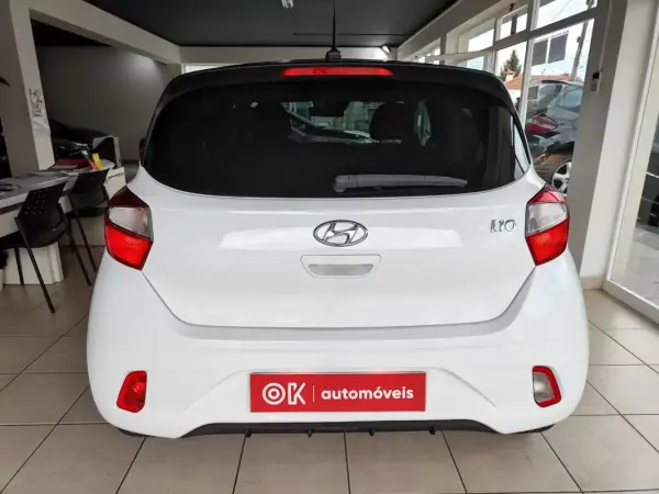 Hyundai i10 2021 - 13950 EUR, 23600 km - AUTO.MOTO.pt - 23600km - foto 9 de 37