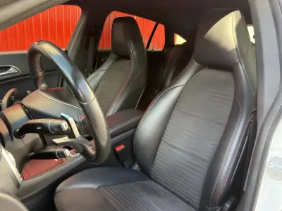 Mercedes-Benz CLA 220 2016 - 25900 EUR, 112661 km - AUTO.MOTO.pt - 112661km - foto 9 de 26