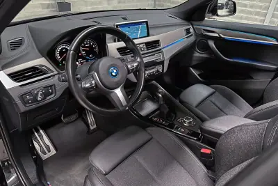 BMW X2 2022 - 30950 EUR, 42816 km - AUTO.MOTO.pt - 42816km - foto 11 de 52