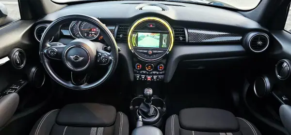 MINI Cooper 2015 - 21500 EUR, 94000 km - AUTO.MOTO.pt - 94000km - foto 7 de 34