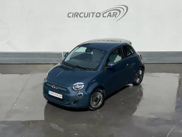 Fiat 500e 2022 - 16750 EUR, 65226 km - AUTO.MOTO.pt - 65226km - foto 9 de 42