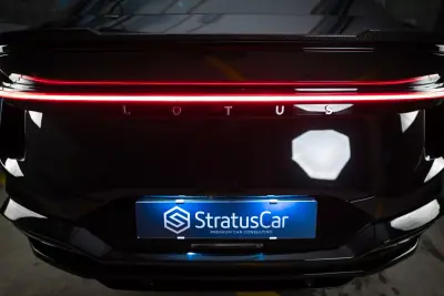 Lotus Eletre 2023 - 110000 EUR, 34626 km - AUTO.MOTO.pt - 34626km - foto 12 de 32