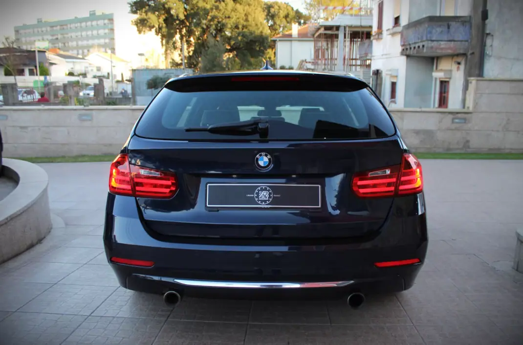 BMW 335 2013 - 21990 EUR, 195000 km - 195000km - foto 9 de 46