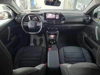 Citroën e-C4 2025 - 24990 EUR, 9485 km - 9485km - foto 10 de 13