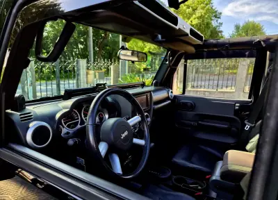 Jeep Wrangler Unlimited 2010 - 39000 EUR, 169000 km - AUTO.MOTO.pt - 169000km - foto 21 de 26