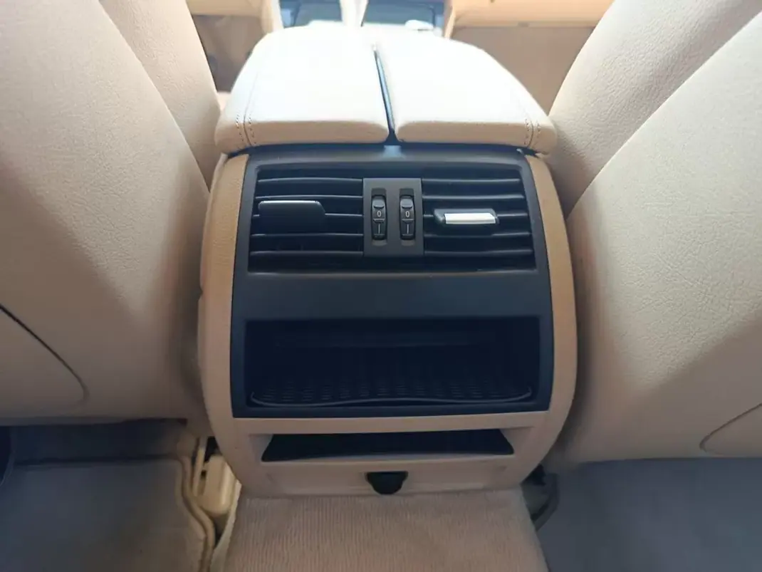 BMW 535 2011 - 16900 EUR, 239855 km - 239855km - foto 23 de 34