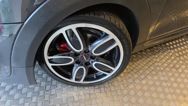 MINI Cooper 2019 - 24900 EUR, 114062 km - AUTO.MOTO.pt - 114062km - foto 32 de 61