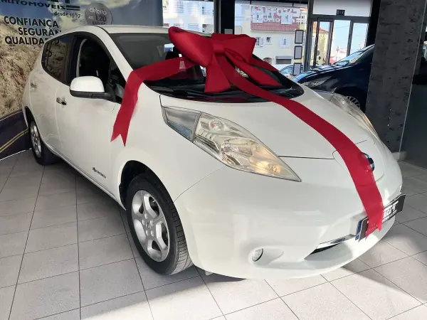Nissan Leaf 2016 - 7800 EUR, 32548 km - 32548km - foto 2 de 20