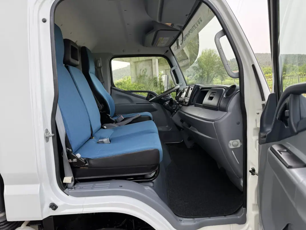 Mitsubishi 2013 - 23990 EUR, 115000 km - AUTO.MOTO.pt - 115000km - foto 19 de 24